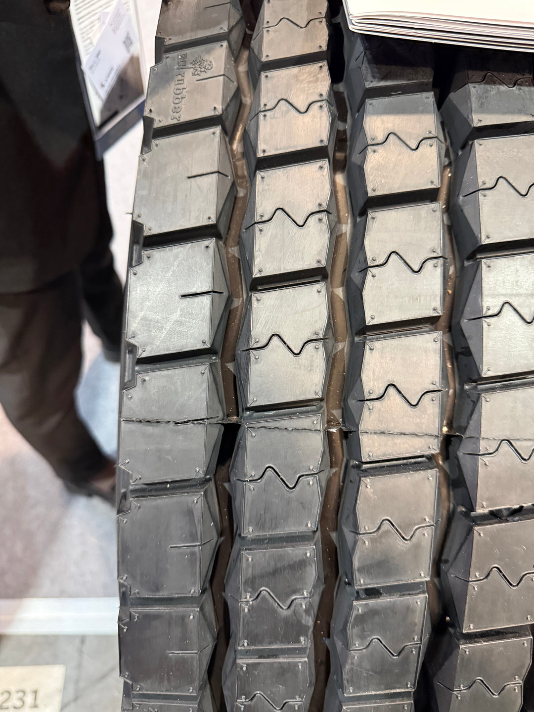 TBR Tire BRD 203 Commercial Truck Tire THAILAND